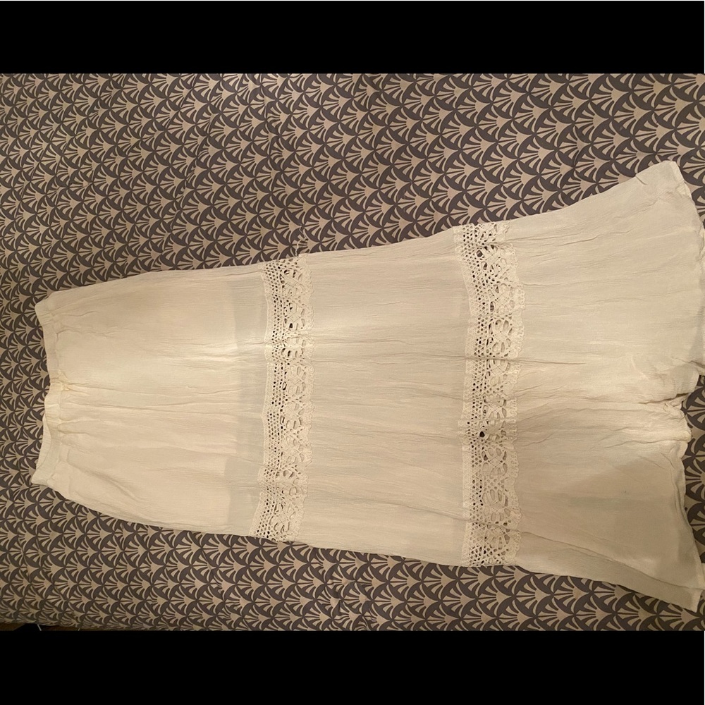 White Maxi Skirt. Size S.